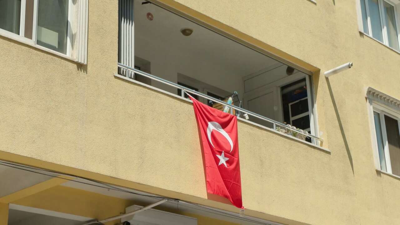 2 çocuk babası bahçede ölü bulundu! Ailesi gerçeğin peşine düştü 8